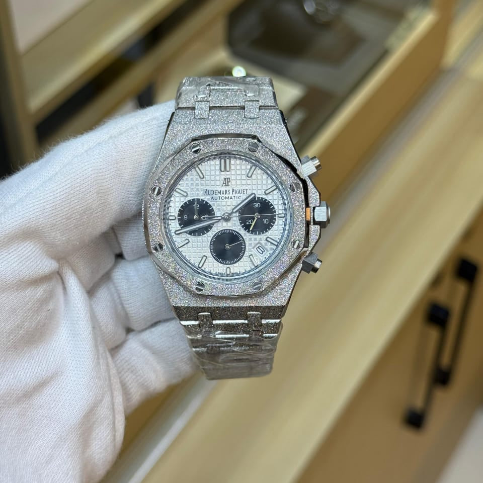 AP Royal Oak Offshore Automatic A Stunning  Chronograph Stone Masterpiece