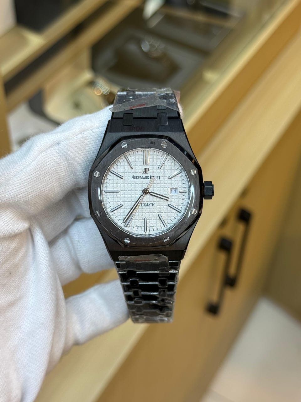 AP Royal Oak Offshore Automatic A Timepiece of Precision and Luxury