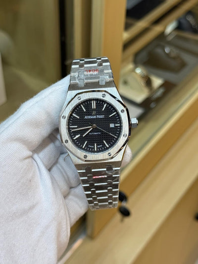 AP Royal Oak Offshore Automatic A Timepiece of Precision and Luxury